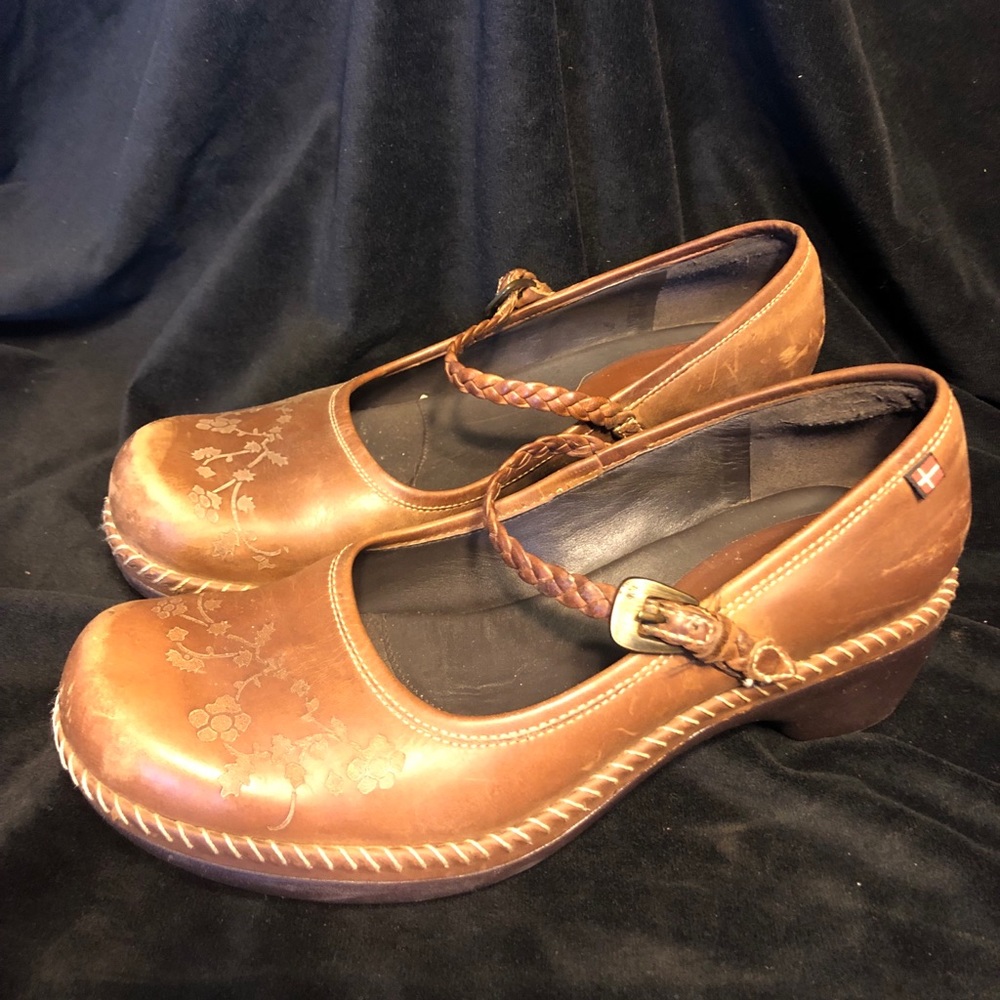 Ecco clogs